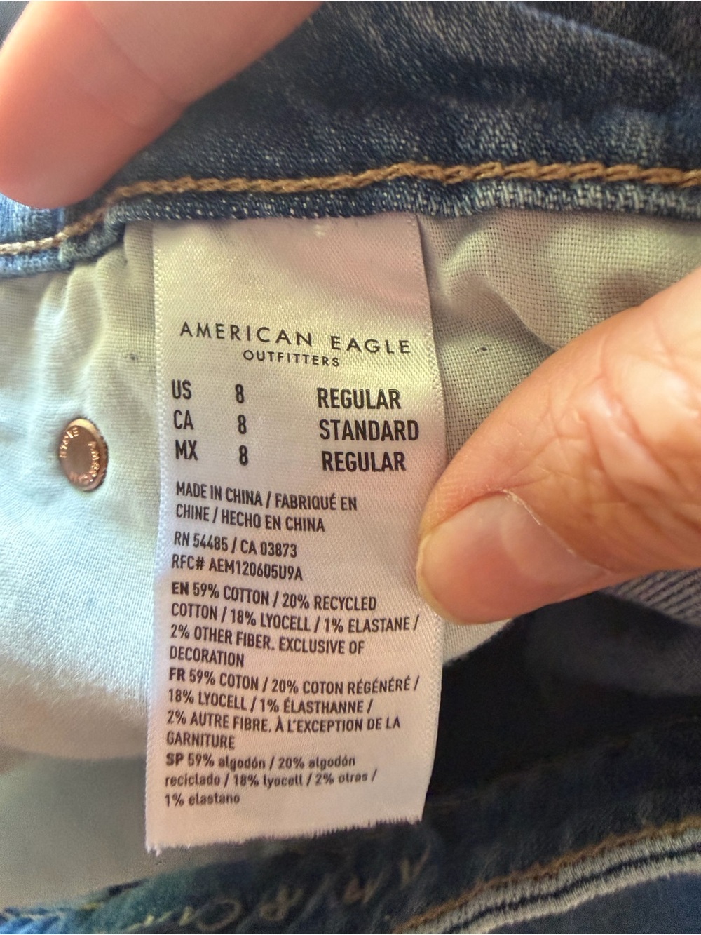 American Eagle Outfitters Super High Rise Baggy Wide Leg Raw Hem Jeans Size 8 - Picture 5 of 7